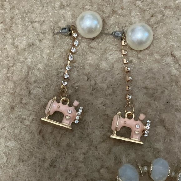 Betsey Johnson and Lauren Conrad Earrings and Necklaces Lot - Picture 12 of 16